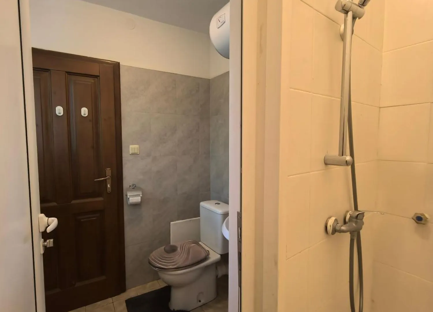 Casa de hóspedes 4 Rooms Plovdiv